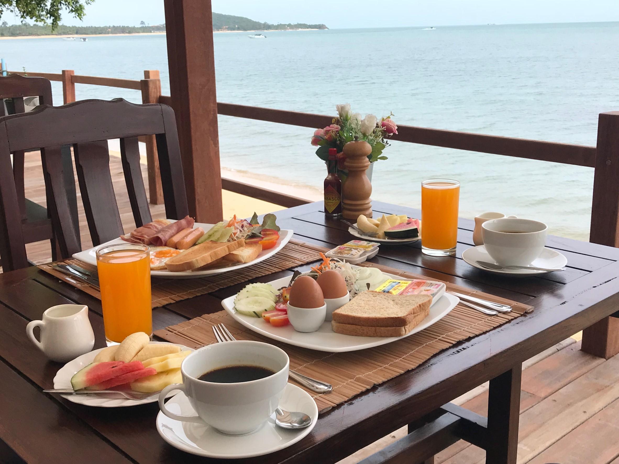 Adarin Beach Resort Mae Nam Eksteriør billede