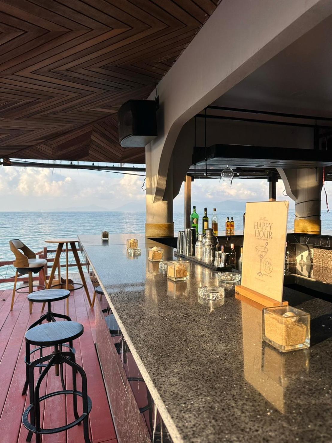Adarin Beach Resort Mae Nam Eksteriør billede